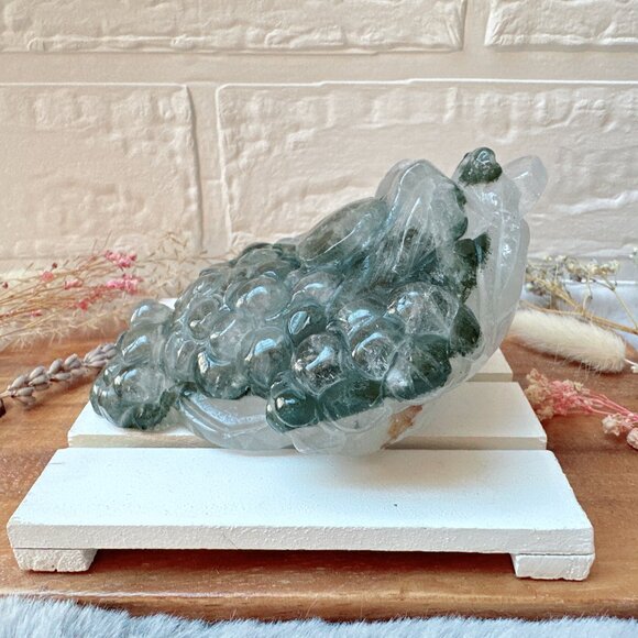 Gorgeous Lodalite Money Toad | Money Frog - Picture 8 of 12